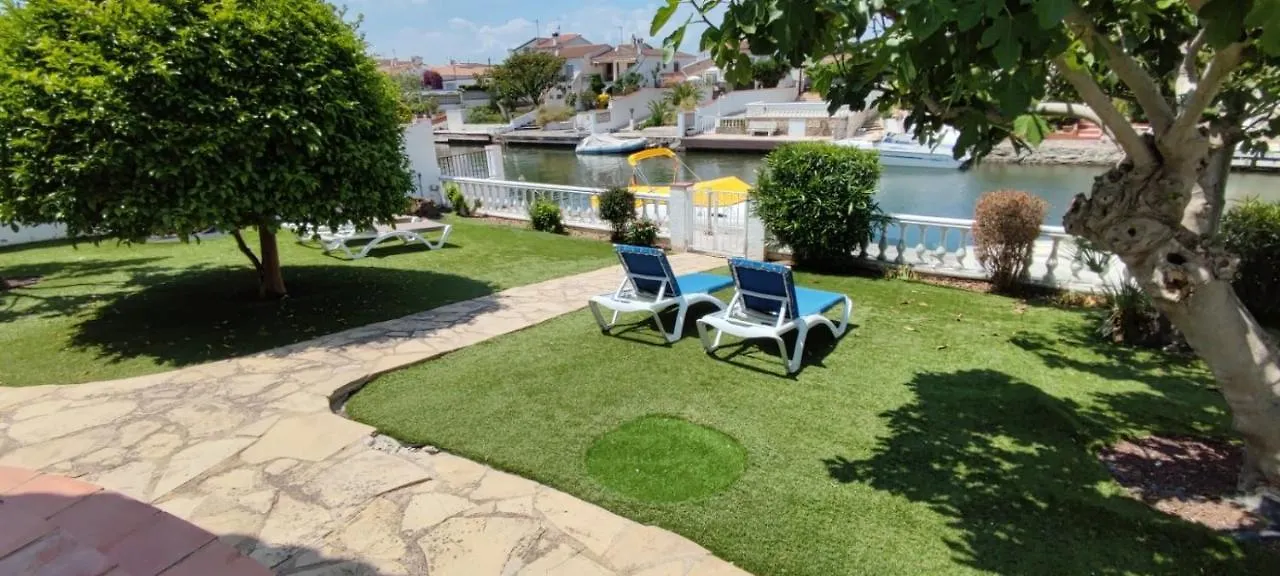 004 Noguera Villa Empuriabrava Spanje